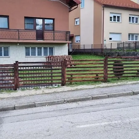 Prenociste-sobe-rooms-aman Han/Misafirhane 3*