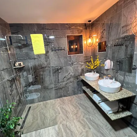 Prenociste-sobe-rooms-aman