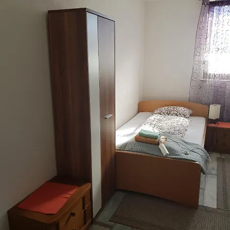 Prenociste-sobe-rooms-aman